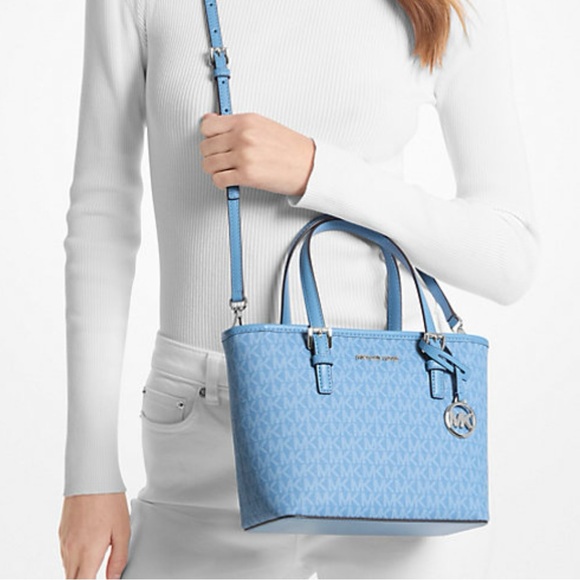 #100 - Micheal Kors - Jet Set Travel Top-Zip Tote Bag! - Picture 4 of 7